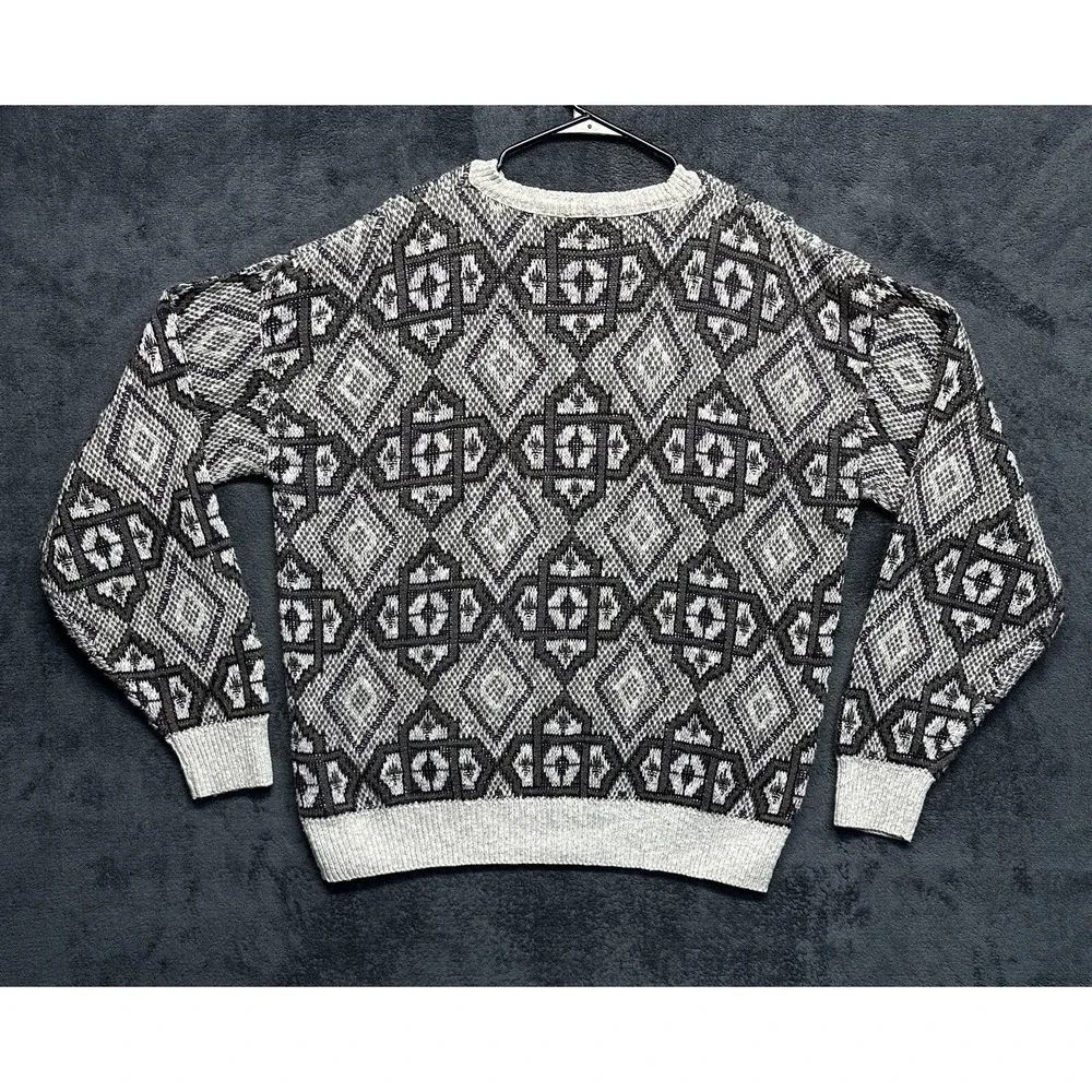 Vintage Sweater Men's XL White 3D Woven Geometric Cosby Chunky Knit JT Beckett